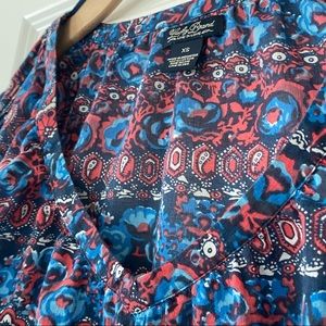 Lucky Brand Deep V-Neck Peasant Blouse Cotton Pin-Tuck Pleated Sleeves Red Blue